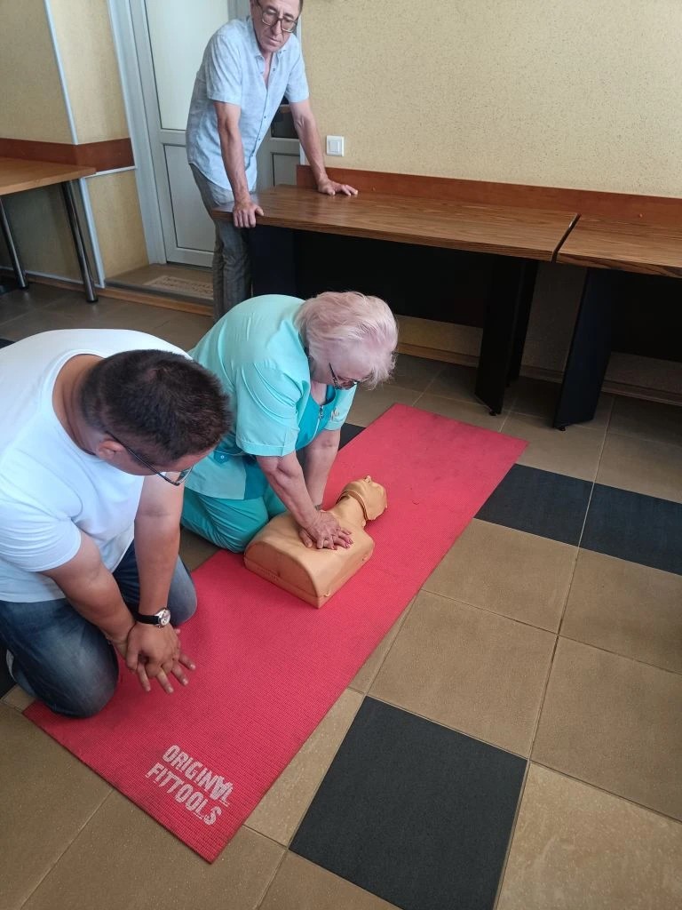 Сотрудники диагностического центра прошли обучение по оказанию первой помощи